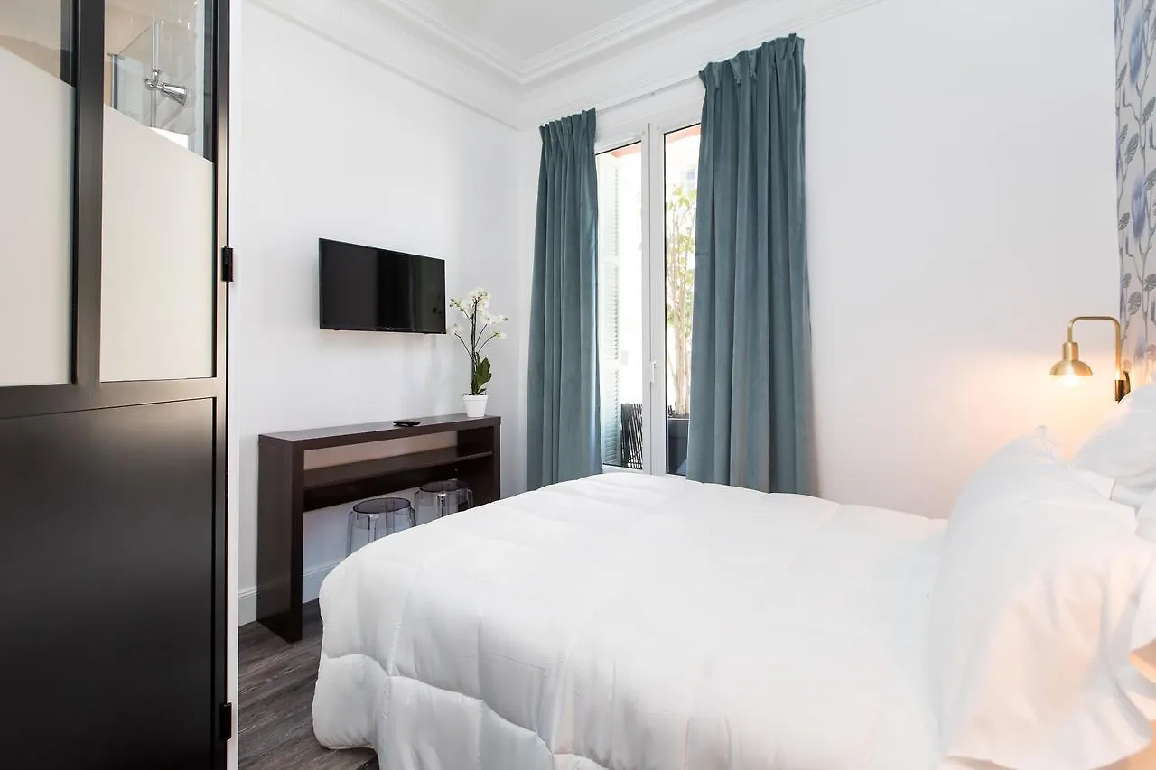 Arome Hotel Nice 3*,