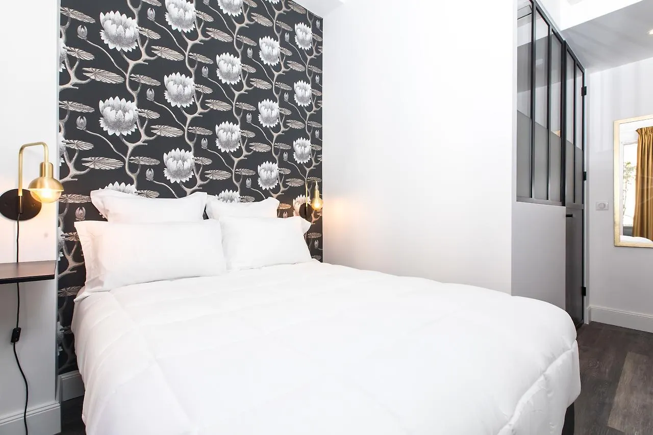 Arome Hotel Nice 3*,