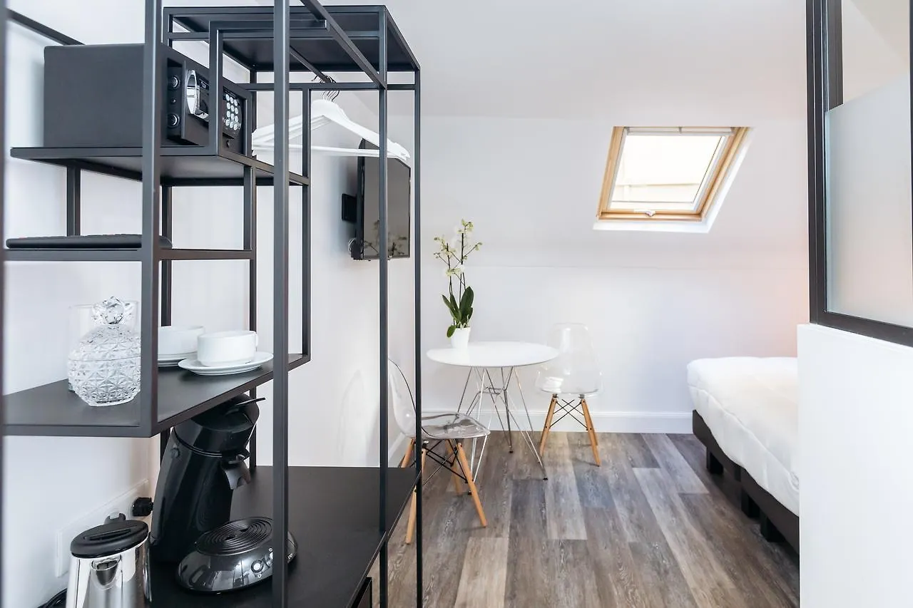 Arome Hotel Nice 3*,